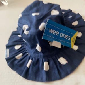 Wee Ones reversible hat
